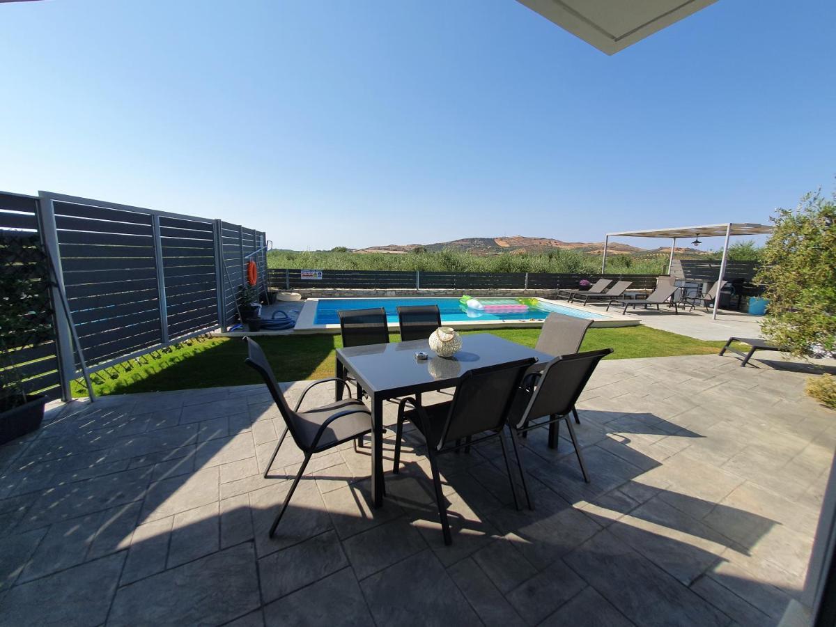 Villa Sheila With Private Pool Roumeli Ngoại thất bức ảnh