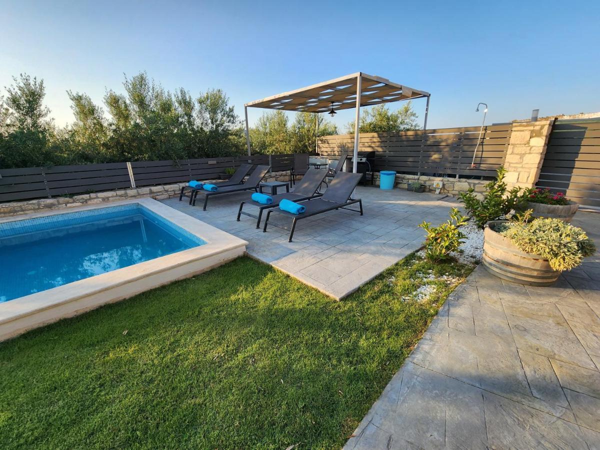 Villa Sheila With Private Pool Roumeli Ngoại thất bức ảnh
